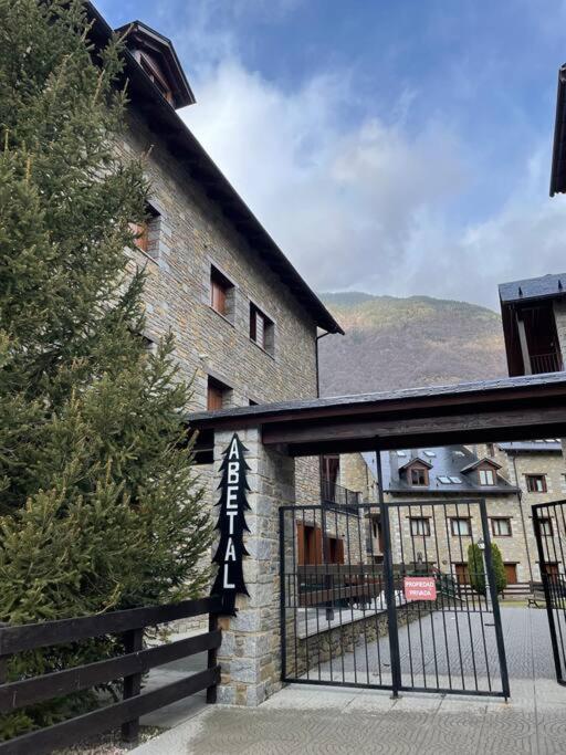 Apartamento Duplex En Benasque Anciles Екстер'єр фото