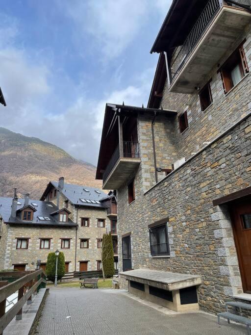 Apartamento Duplex En Benasque Anciles Екстер'єр фото